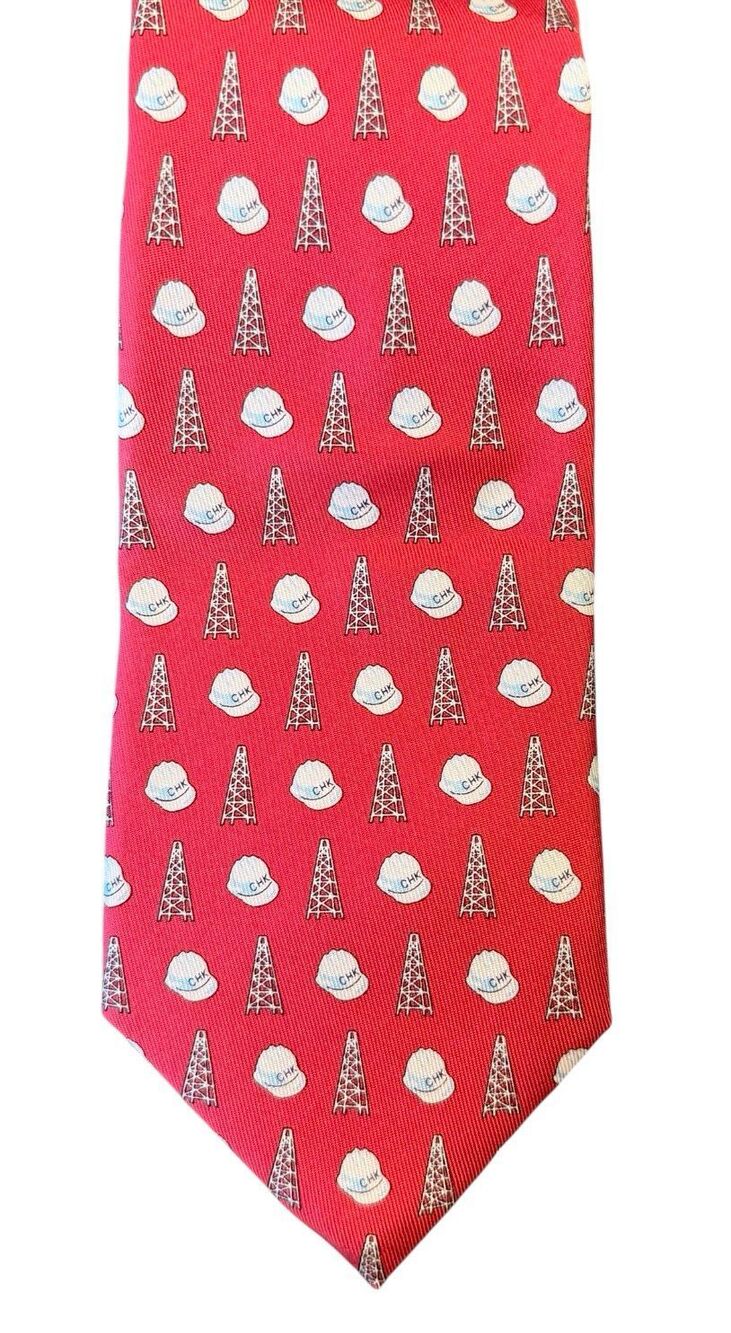 NWT!  Vineyard Vines Chesapeake Energy Oil Hand Made Silk Tie Custom Collection